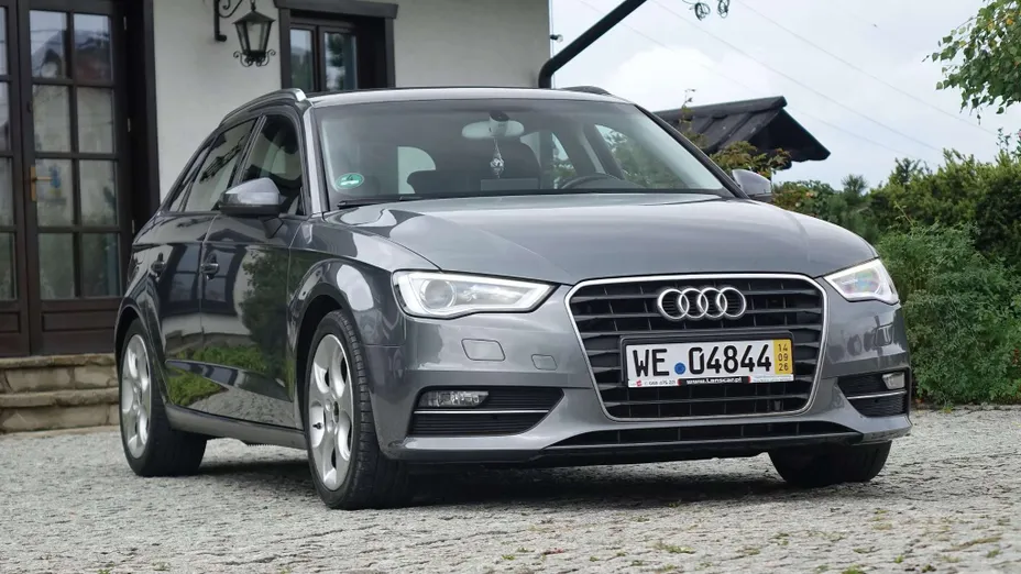 AUDI A3 Sportback -