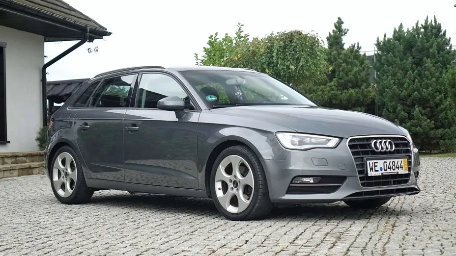 AUDI A3 Sportback -
