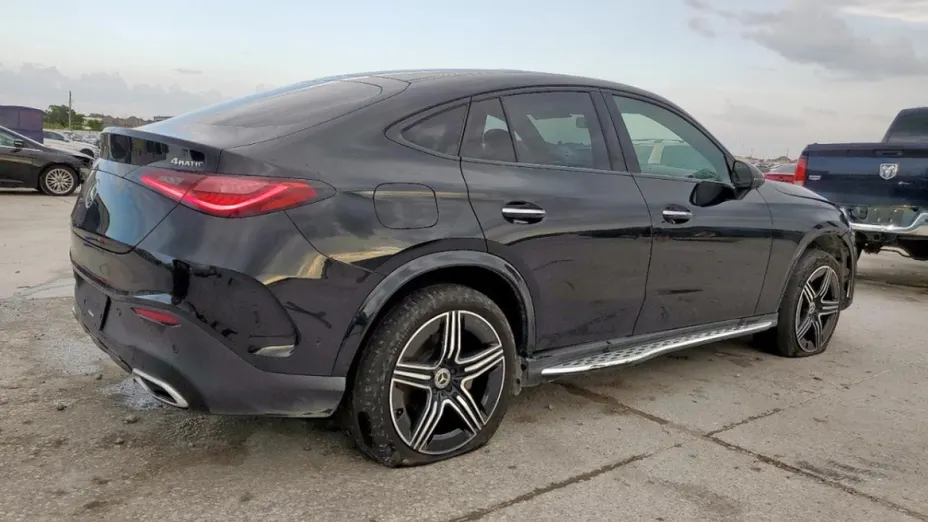 MERCEDES-BENZ GLC -