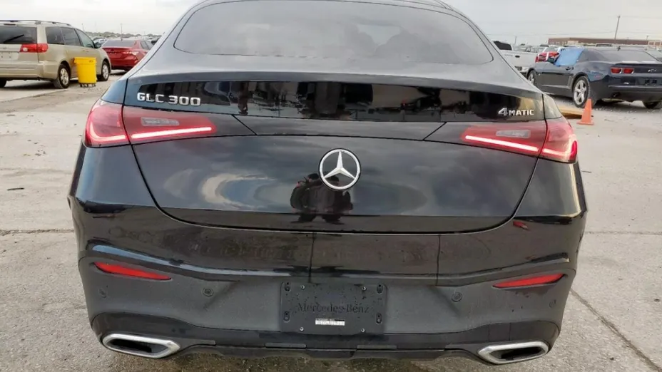 MERCEDES-BENZ GLC -