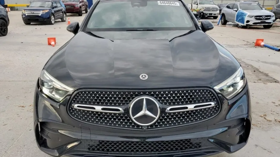 MERCEDES-BENZ GLC -