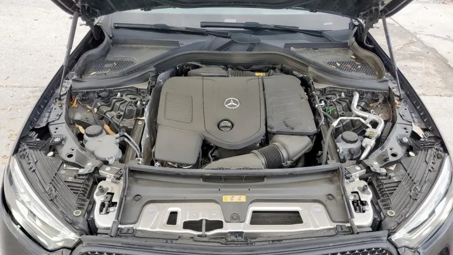 MERCEDES-BENZ GLC -