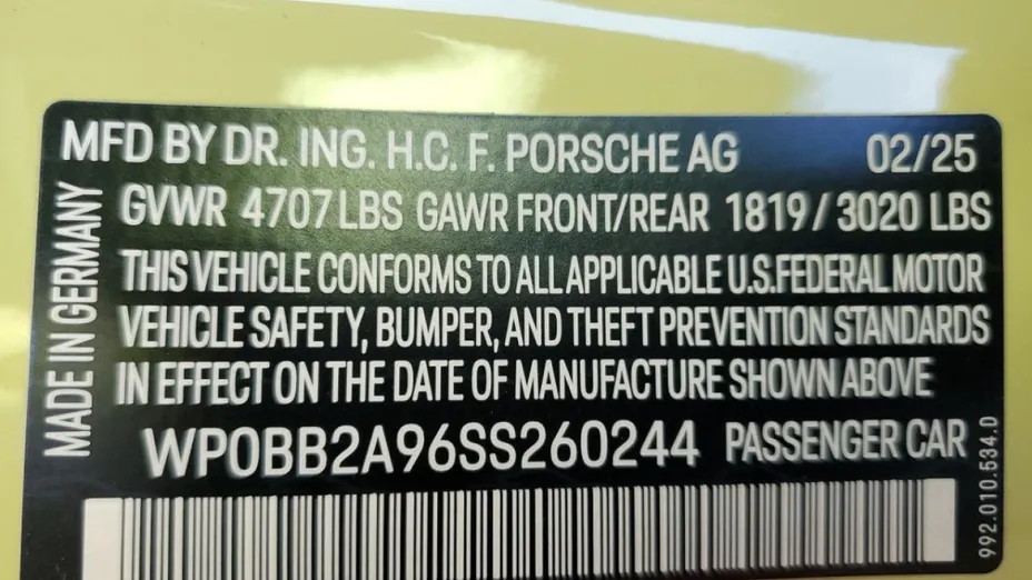 PORSCHE 911 -