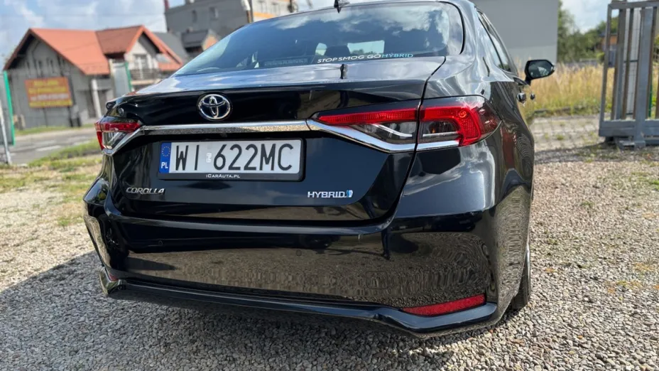 TOYOTA Corolla -