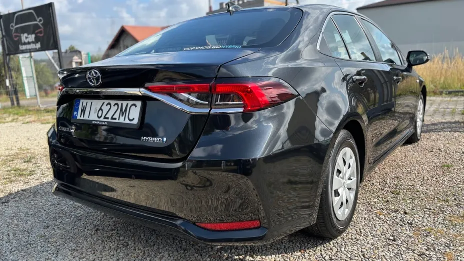 TOYOTA Corolla -