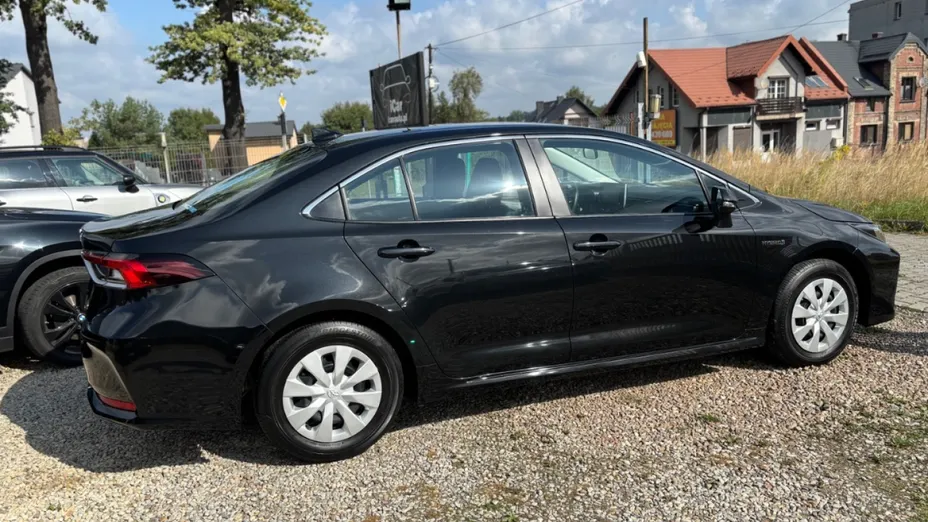 TOYOTA Corolla -