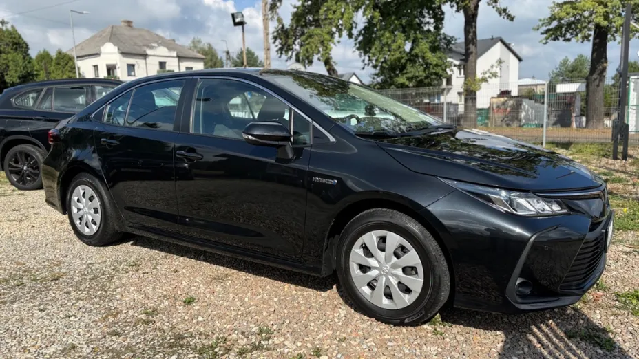TOYOTA Corolla -