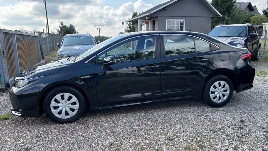 TOYOTA Corolla -