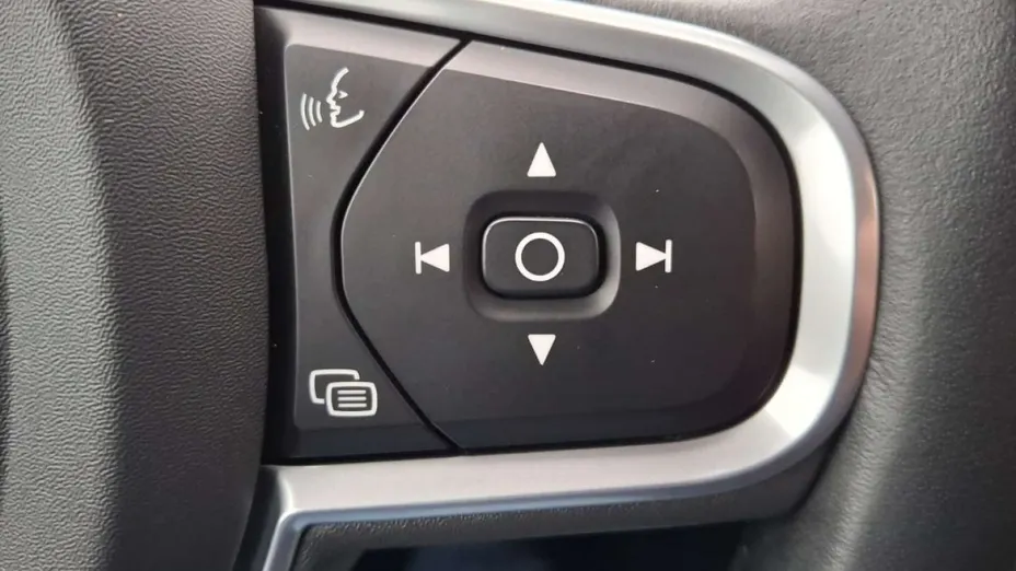 VOLVO V60 -