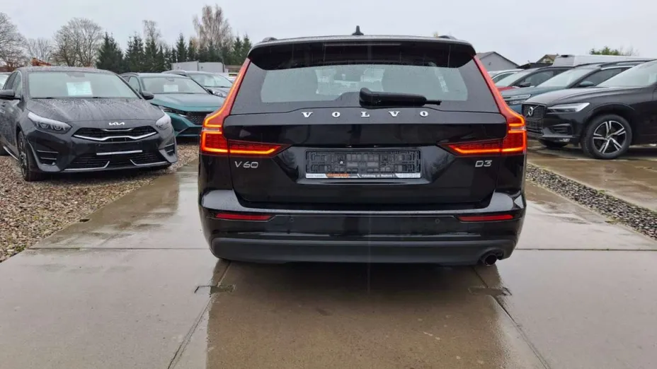 VOLVO V60 -