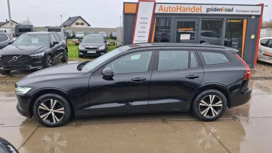 VOLVO V60 -