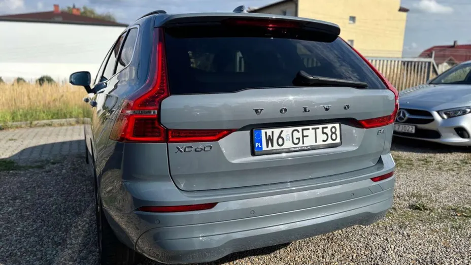 VOLVO XC60 -