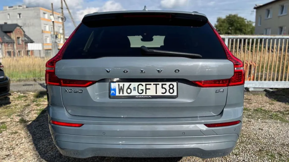 VOLVO XC60 -