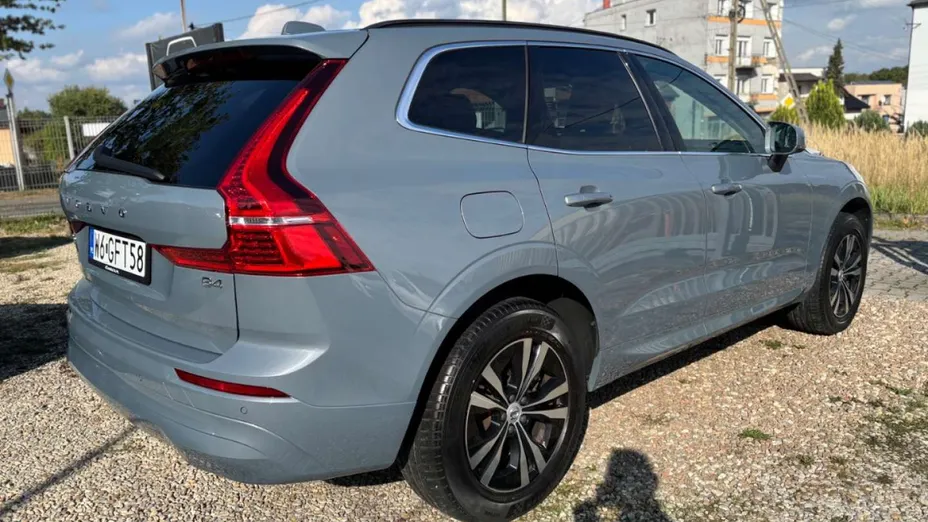 VOLVO XC60 -