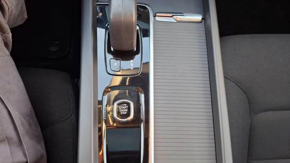 VOLVO V60 -