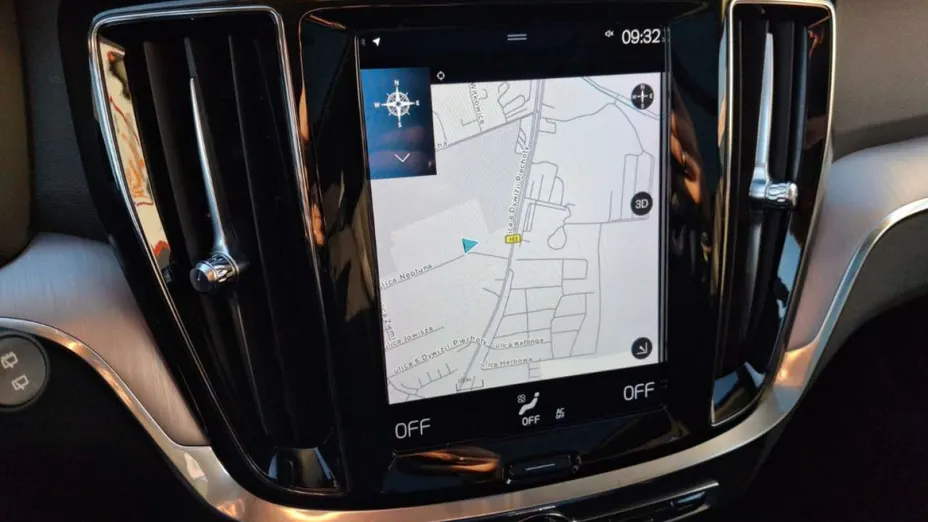 VOLVO V60 -