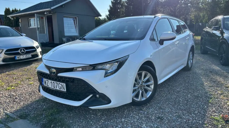 TOYOTA Corolla -