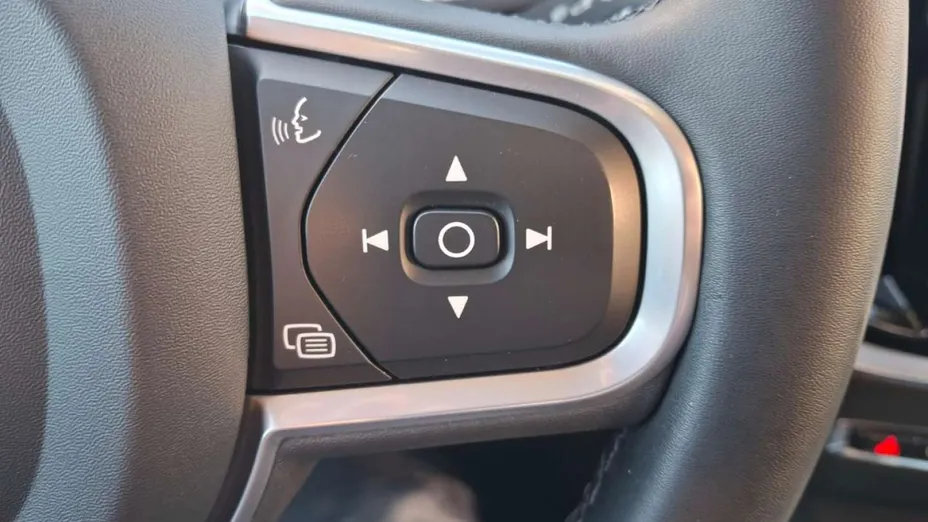 VOLVO V60 -