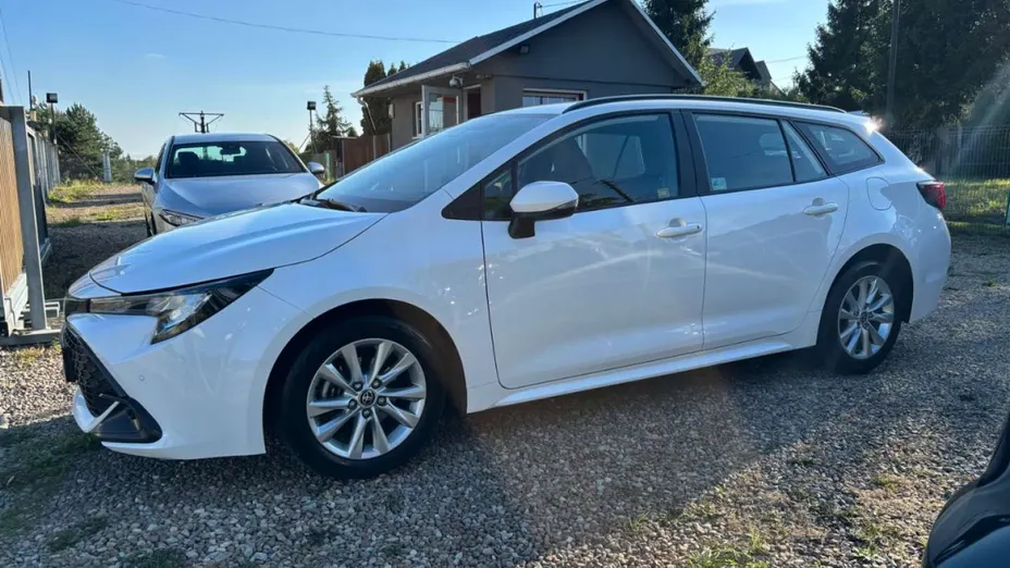 TOYOTA Corolla -