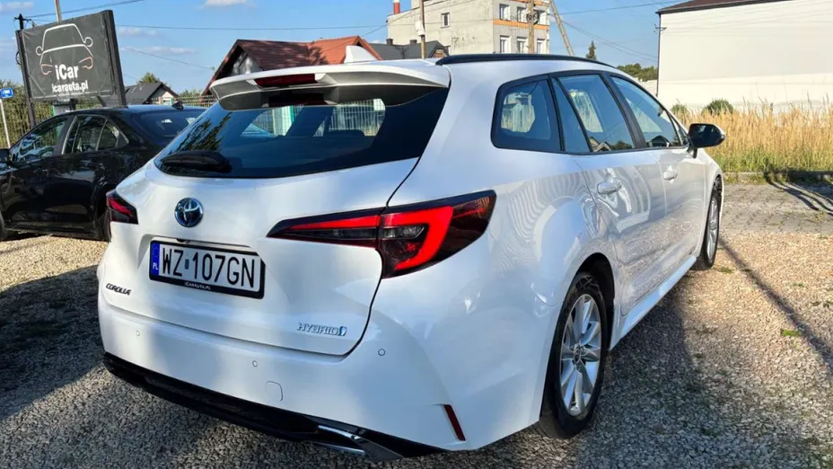 TOYOTA Corolla -