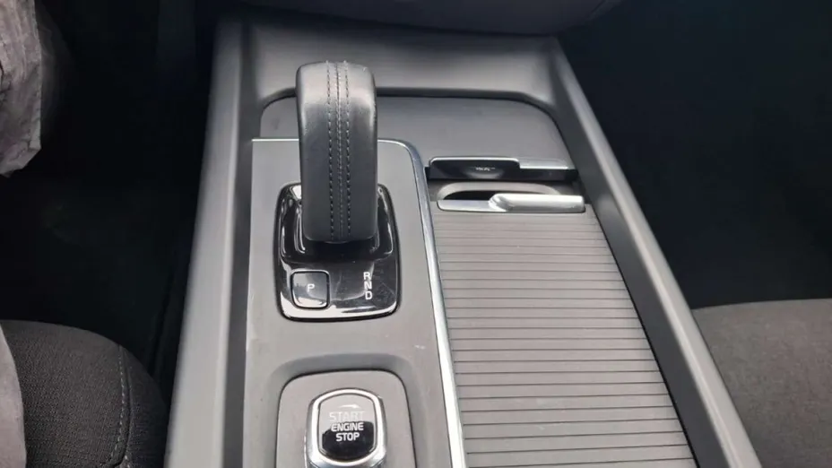VOLVO V60 -