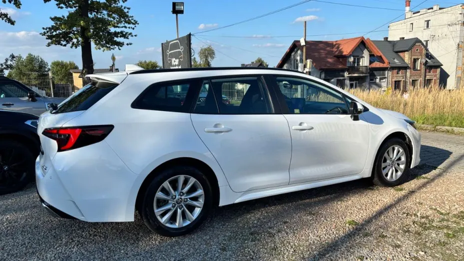 TOYOTA Corolla -