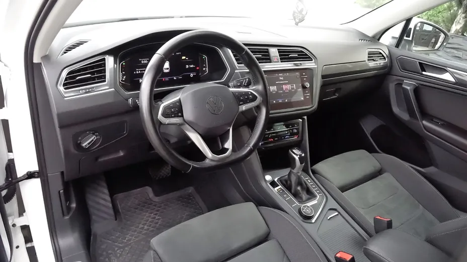 VOLKSWAGEN Tiguan -