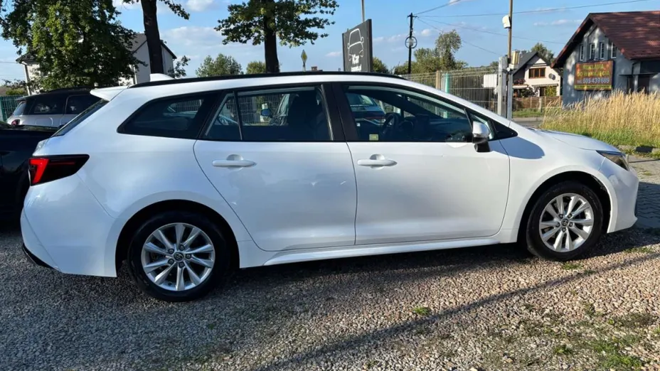 TOYOTA Corolla -