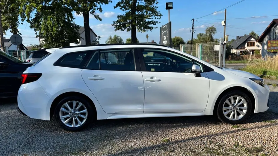 TOYOTA Corolla -
