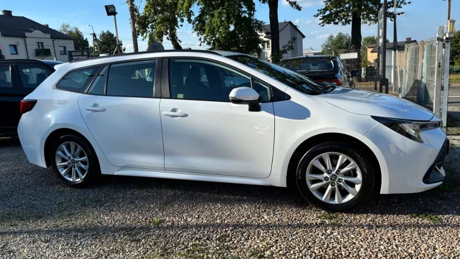 TOYOTA Corolla -
