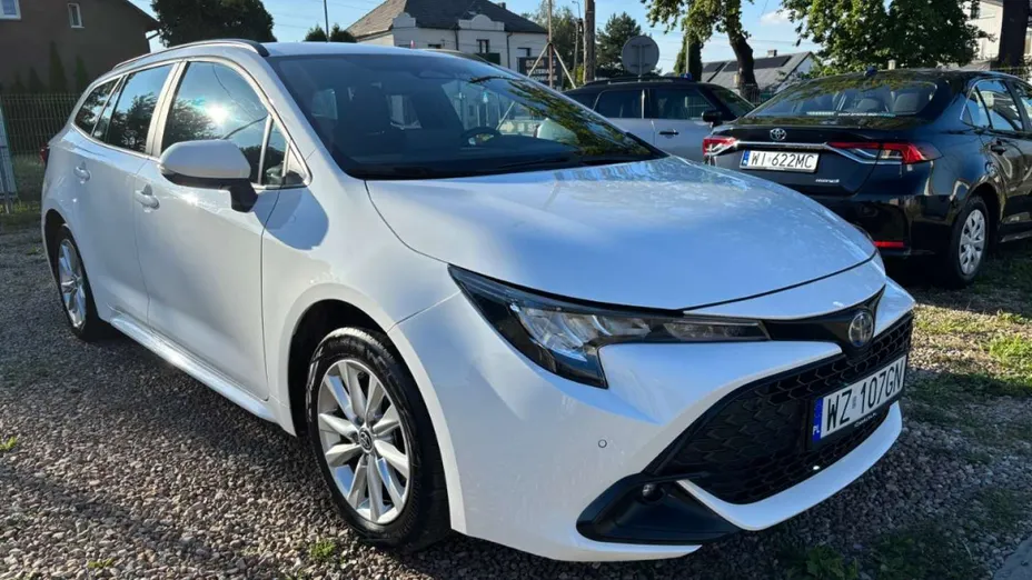 TOYOTA Corolla -