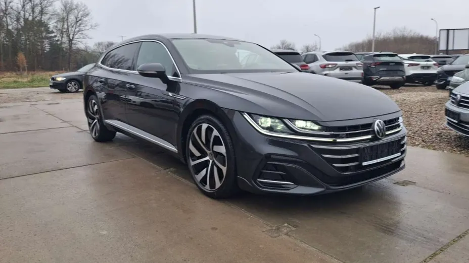 VOLKSWAGEN Arteon -