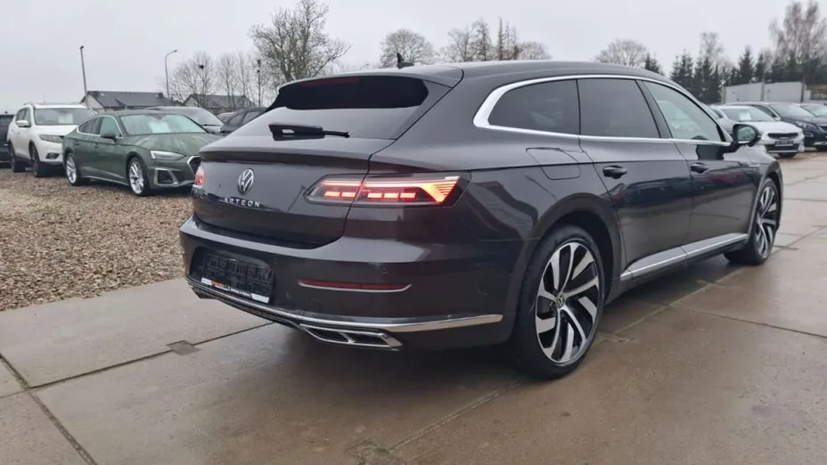 VOLKSWAGEN Arteon -