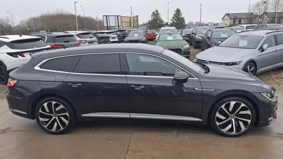 VOLKSWAGEN Arteon -