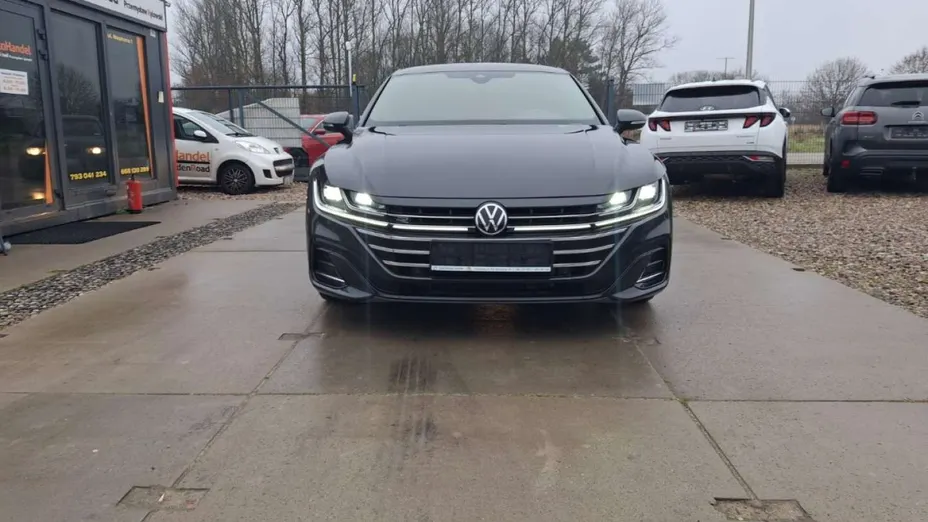 VOLKSWAGEN Arteon -
