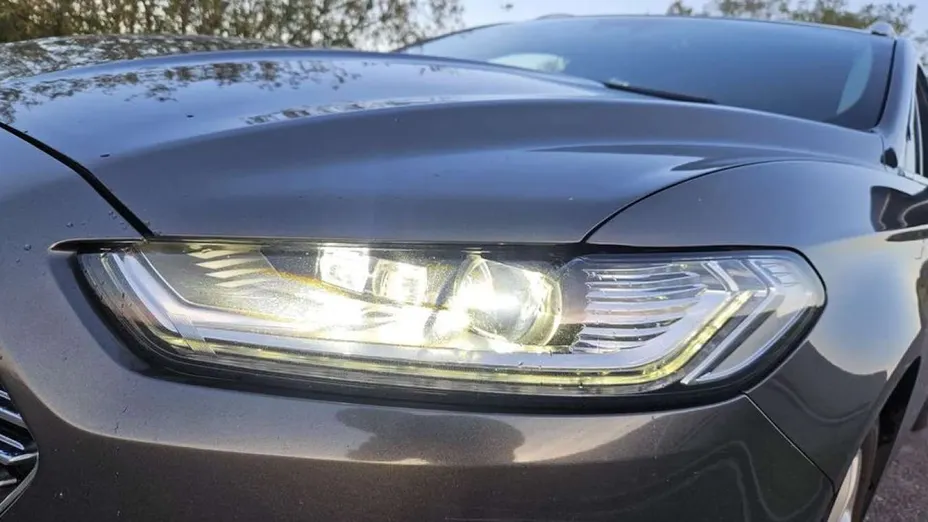 FORD Mondeo -