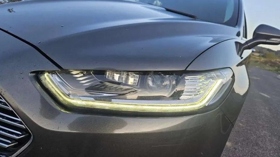 FORD Mondeo -