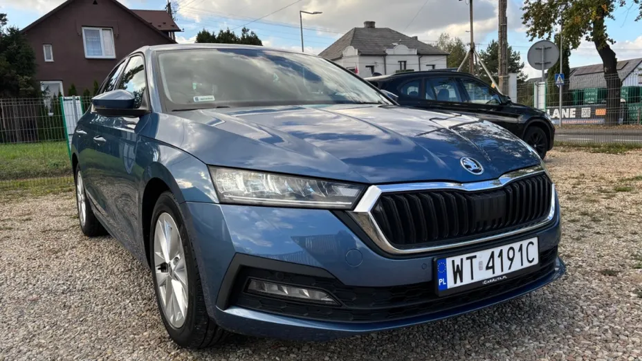 SKODA Octavia -