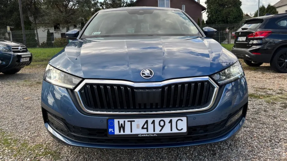 SKODA Octavia -