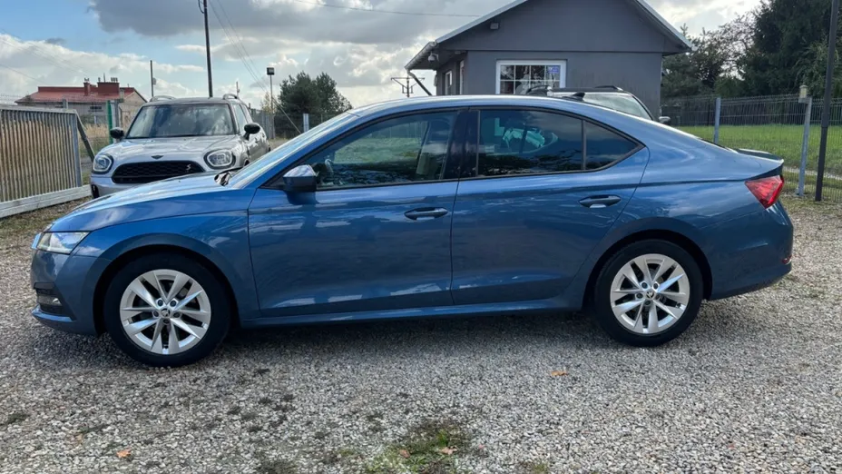 SKODA Octavia -
