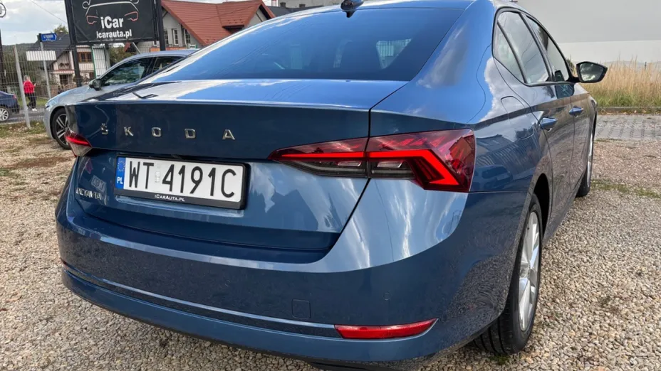 SKODA Octavia -