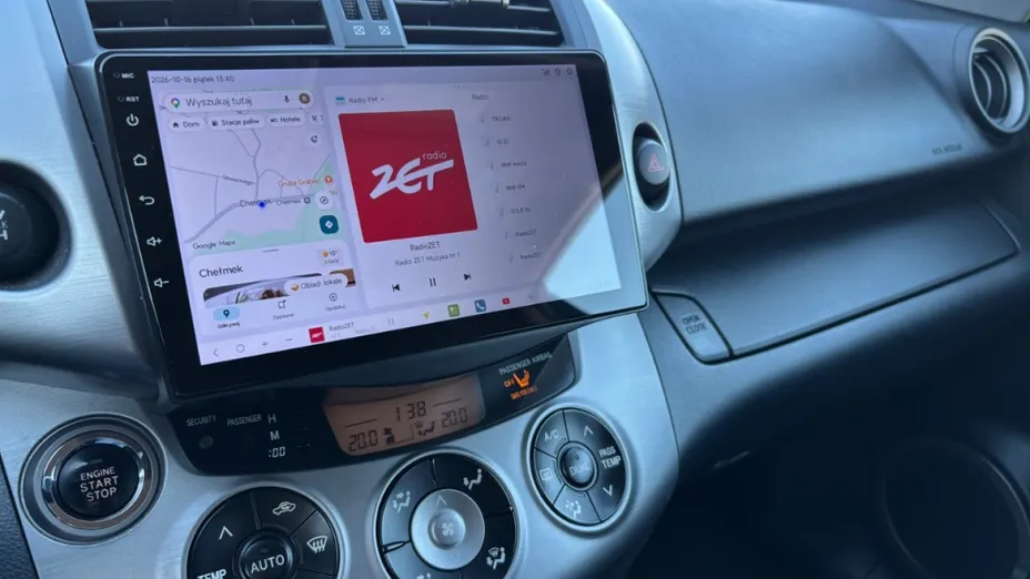 TOYOTA RAV4 -