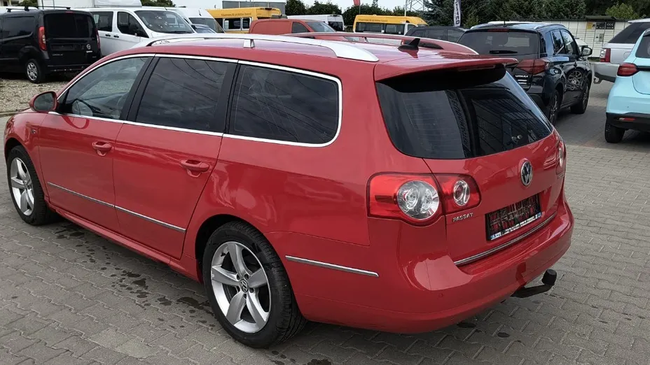 VOLKSWAGEN Passat -
