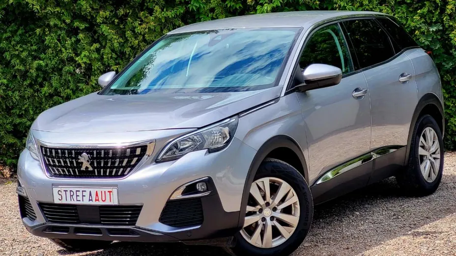 PEUGEOT 3008 -
