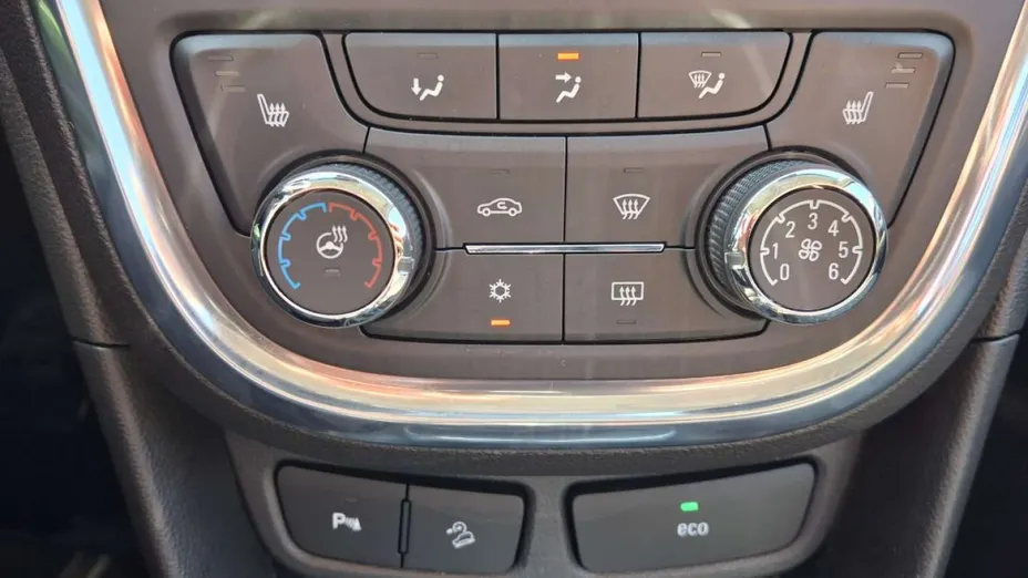 OPEL Mokka -