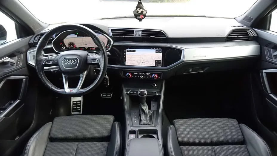AUDI Q3 Sportback -