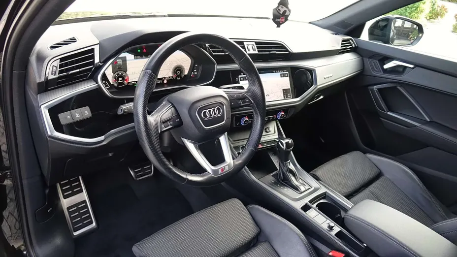 AUDI Q3 Sportback -