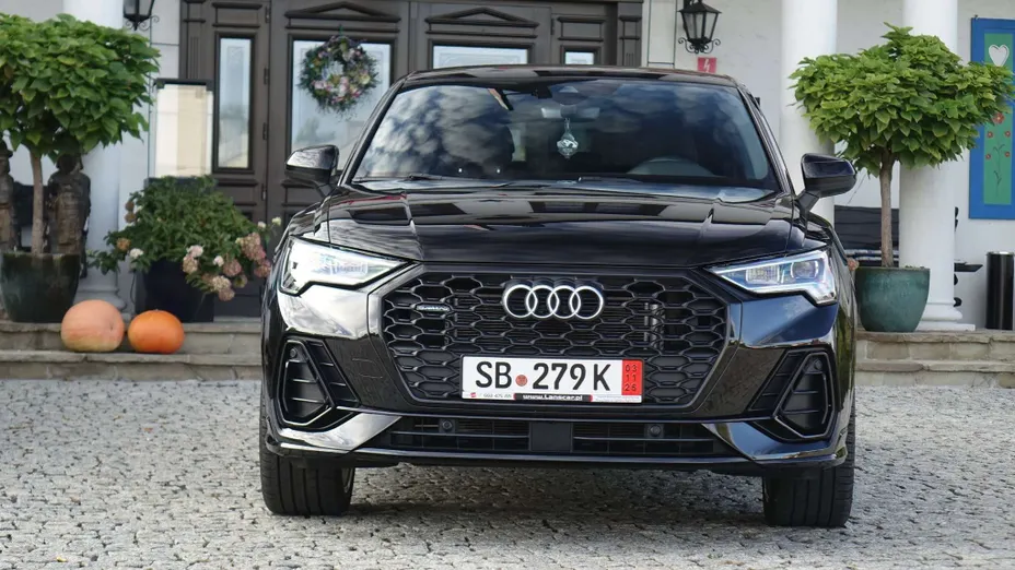 AUDI Q3 Sportback -