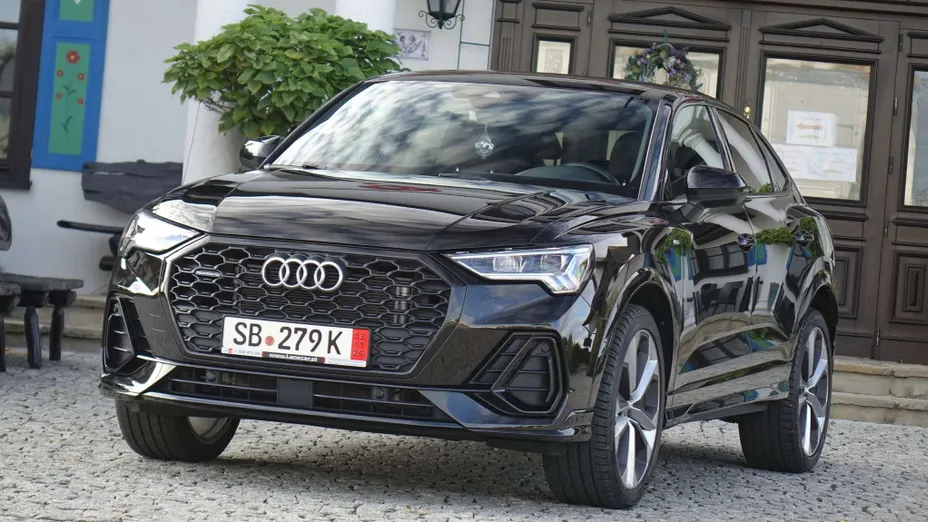 AUDI Q3 Sportback -