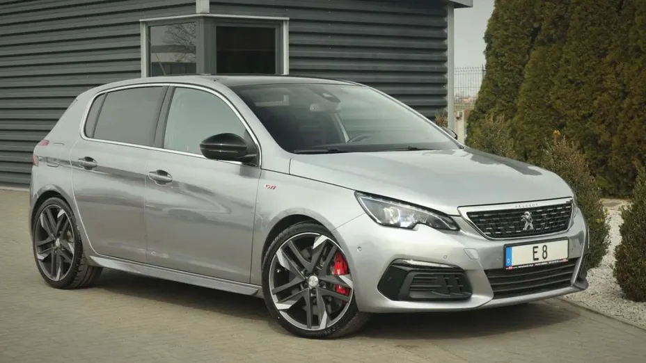 PEUGEOT 308 -